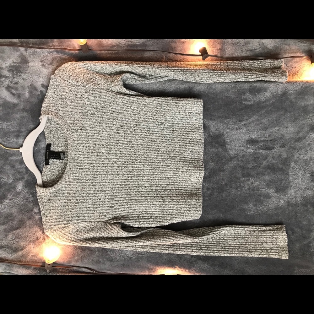 Grey croptop